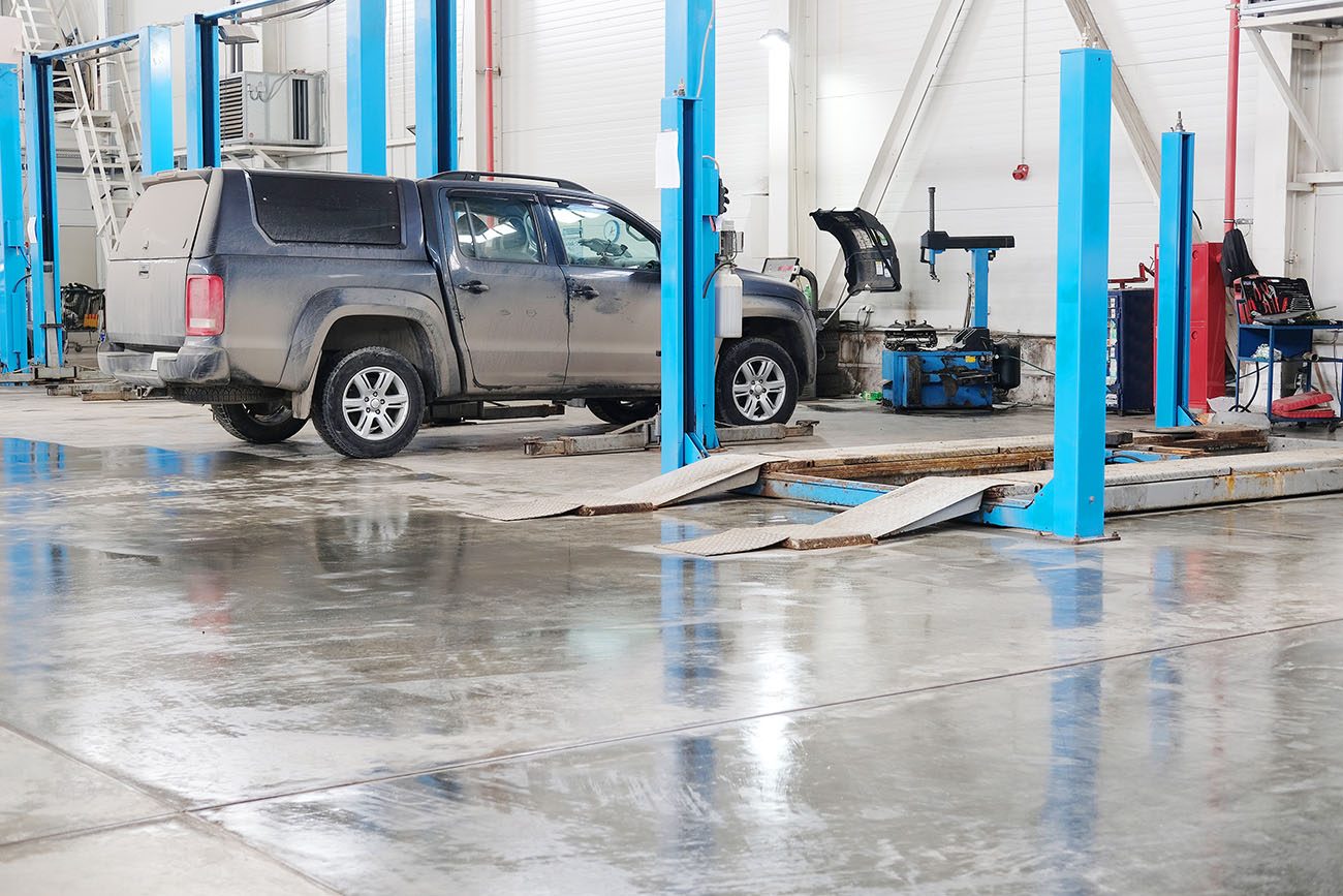 Off-road and 4x4 services
